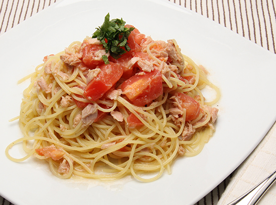 トマトとツナの冷製パスタ