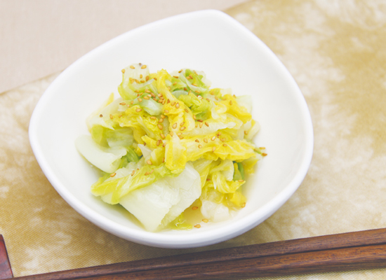 白だしを混ぜるだけ♪白菜のカラシ和え