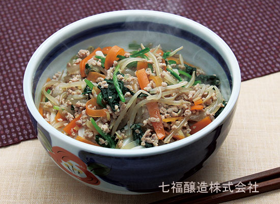コク旨♪もやしと豚挽肉のあんかけうどん